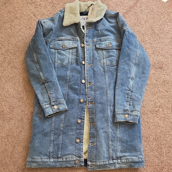 LONDONJEAN Blue Denim Sherpa Jacket *NWT* - Picture 1 of 2